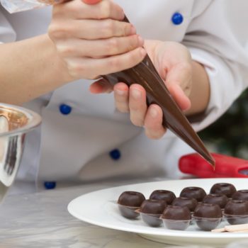 chef-making-chocolate-selective-focus-picture-id1159626170
